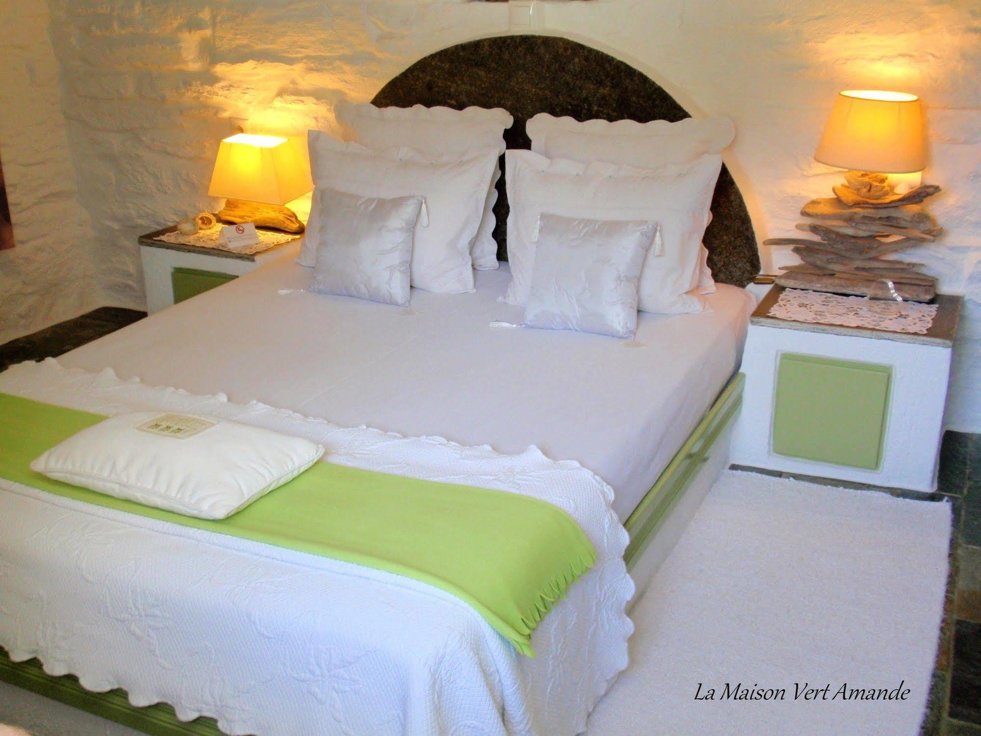 La Maison Vert Amande Spathi  Buitenkant foto